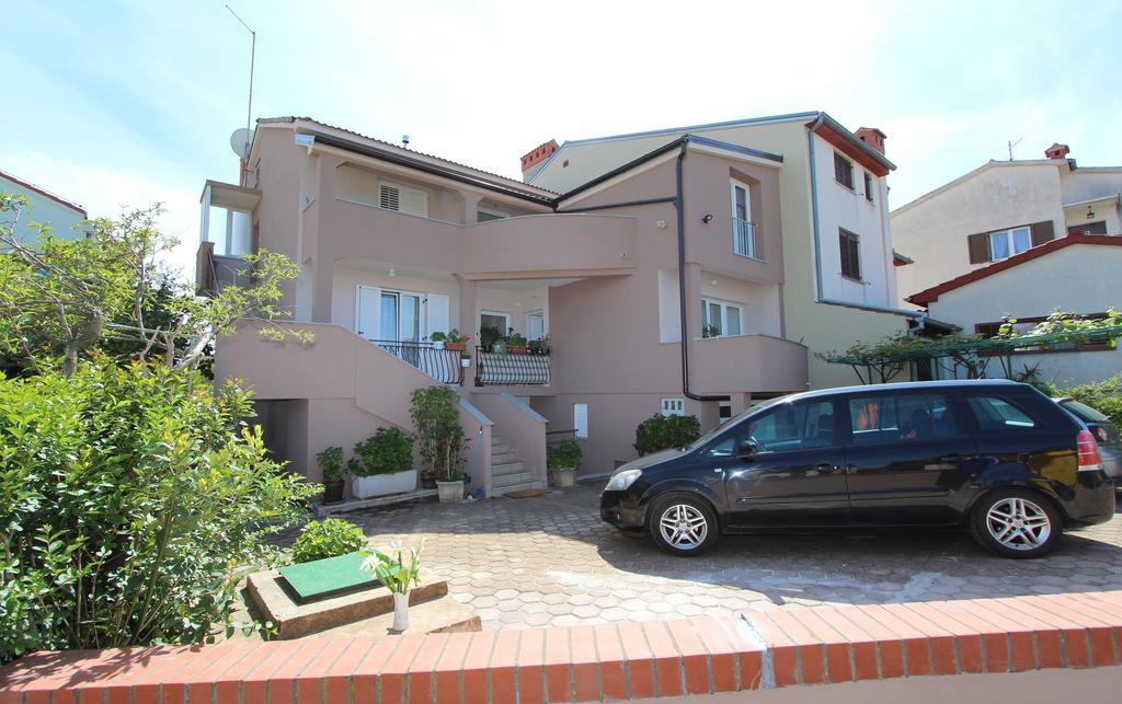 Apartments Eni 罗维尼 外观 照片